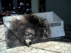 Kantor DPD RI di Mamuju Dirusak Massa Anti Kenaikan BBM