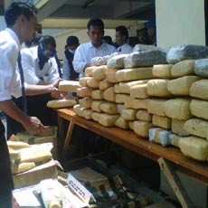 3,5 Ton Ganja Dibakar di Lampung