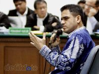 Nazaruddin Paparkan Proyek Hambalang