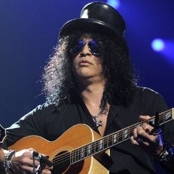 Slash: Bajakan Bikin Musik Kehilangan Keajaiban