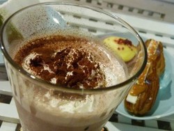 Yummy! Red Velvet dan Valrhona Iced Choco