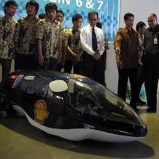 ITS Luncurkan Sapu Angin 6 & 7 dalam SEM Asia 2012