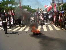 Aksi Tolak BBM di Semarang Ricuh, 6 Mahasiswa Diamankan