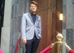 Bos JYP Entertainment Buka Bisnis Restoran di New York