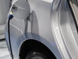 Pakar UI: Era Mobil Listrik di Indonesia Masih Lama