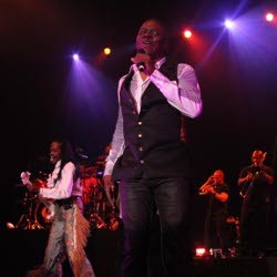 Nostalgia Bersama Earth, Wind & Fire