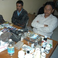 Jalankan Praktek Dokter, Dua Buruh Tani Ditangkap