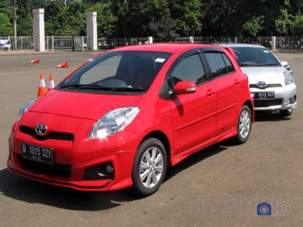 Test Drive Yaris Terbaru