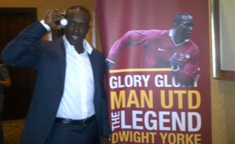 Yorke Tersanjung Dijadikan Nama Stadion