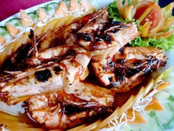 Sup Bibir Ikan di Rumah Djadoel