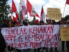 Yogya Dikepung Demo, Rumah Boediono Juga Jadi Sasaran