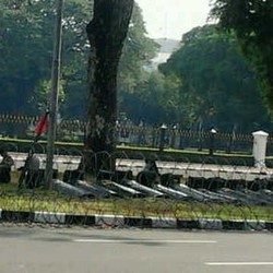 Jaga Demo, TNI/Polri Siaga di Istana Negara Sejak Pagi