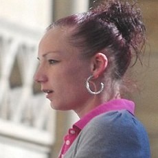 Demi Operasi Payudara, Wanita Muda Pelihara Tanaman Ganja di Kamarnya