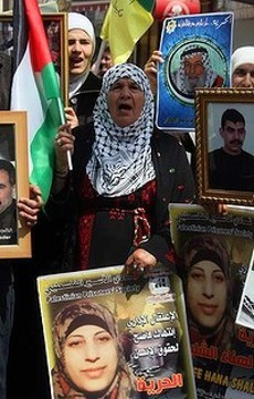 Setelah 43 Hari, Wanita Palestina Berhenti Mogok Makan
