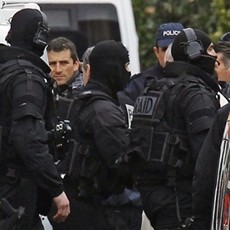 Kepolisian Prancis Tangkap 20 Tersangka Ekstremis