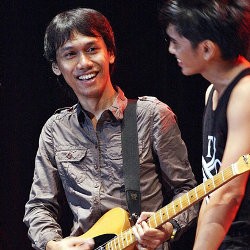 Gitar Fender Eross Candra Dibanderol Rp 3 Jutaan