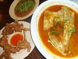 Nikmatnya Kepala Kakap Racikan si Abah