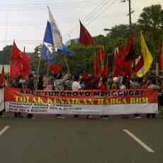 Demo di DPRD Jatim, Lalu Lintas di Indrapura Tersendat