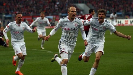 Robben Menangkan Bayern