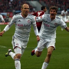 Robben Menangkan Bayern