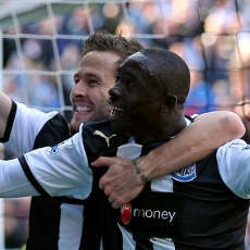 Cisse Dua Gol, Newcastle Bekuk Liverpool 2-0