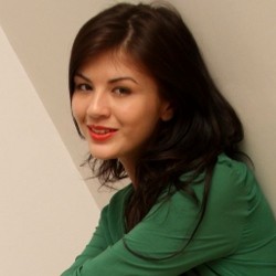 Cantiknya Alina Malina