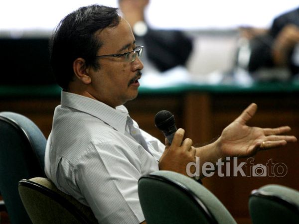 Petinggi Artha Graha Bersaksi untuk Nunun