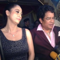 Meriam Bellina dan Hotman Paris Kompak Sambangi Polda 