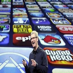 Jadi CEO Favorit, Tim Cook Mampu Saingi Steve Jobs?