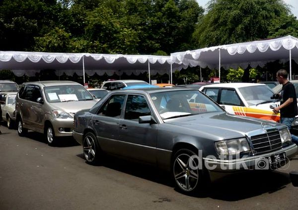 Bursa Mobil Seken Parjo