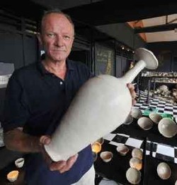 Harta Karun dari Perairan Cirebon Bagian Indonesia Masih Utuh