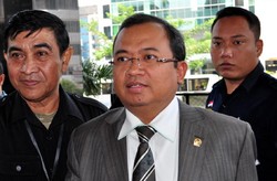 Golkar Harap PKS Aman di Koalisi