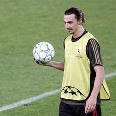 Milan Siapkan Adu Penalti