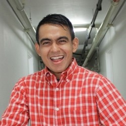 Zacky Zimah Tertantang Peran Banci