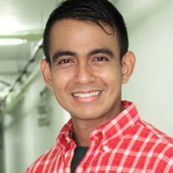 Zacky Zimah, Mantan Salesman yang Sukses Jadi Aktor