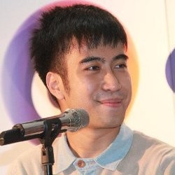 Vidi Aldiano Tantang Fans Bikin Video Lirik