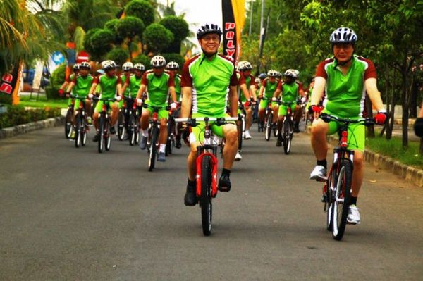 Para CEO Bersepeda di Ancol