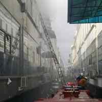 Pemadaman Api di Ruko Permata Jemur Handayani Berlangsung Tegang