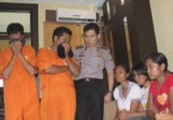 4 Calon TKI Diselamatkan Polisi Tanjung Perak