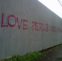 Vandalisme Kecam Manajer Persib Warnai Sudut Kota Bandung