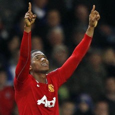 Fergie Tak Peduli Jika Tendangan Valencia Hanya Spekulasi