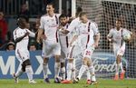 Diwarnai 2 Penalti, Barca Singkirkan Milan