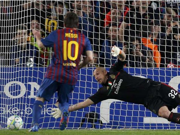 Diwarnai 2 Penalti, Barca Singkirkan Milan