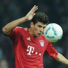 Bayern Beri Gomez Kontrak Baru Hingga 2016