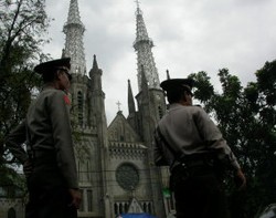 Jelang Paskah, Polisi Sisir Gereja Cirebon