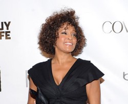 Ini Hasil Otopsi Lengkap dari Meninggalnya Whitney Houston