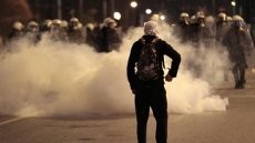 Kakek Bunuh Diri karena Kesulitan Ekonomi, Ribuan Warga Yunani Demo