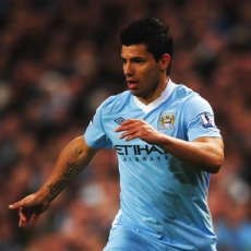 Aguero Bisa Main Lawan Arsenal