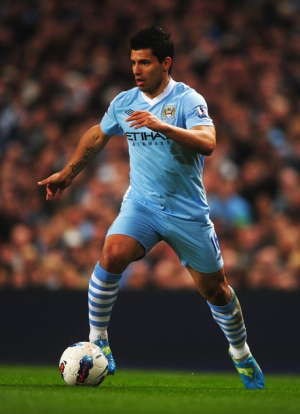 Aguero Bisa Main Lawan Arsenal