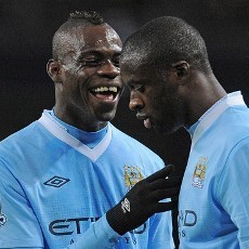 Yaya Toure Ingin Balotelli Tetap Dipertahankan